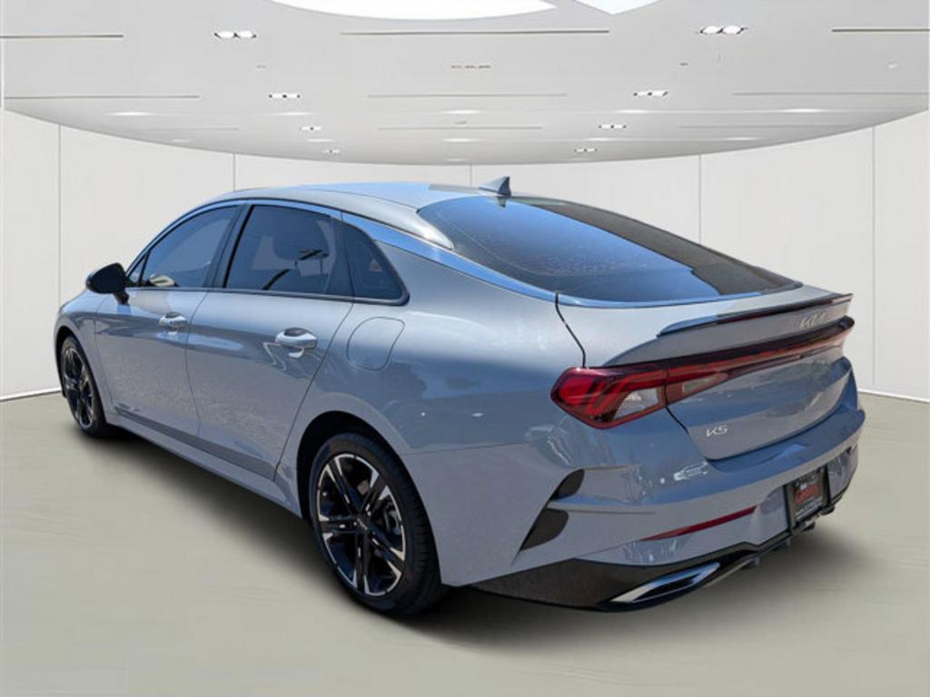 2023 Kia K5 - $26,900