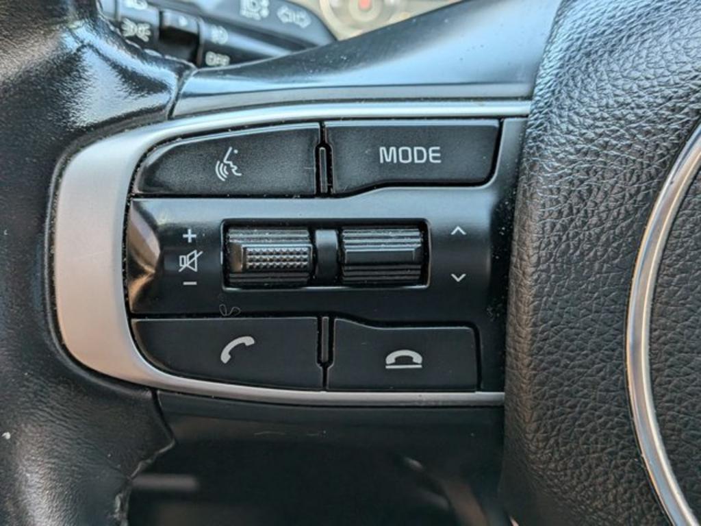 2023 Kia K5 - $26,900