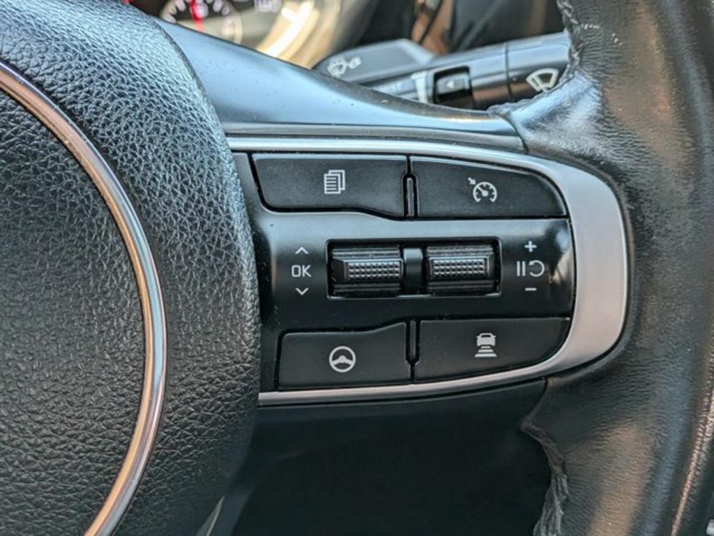 2023 Kia K5 - $26,900