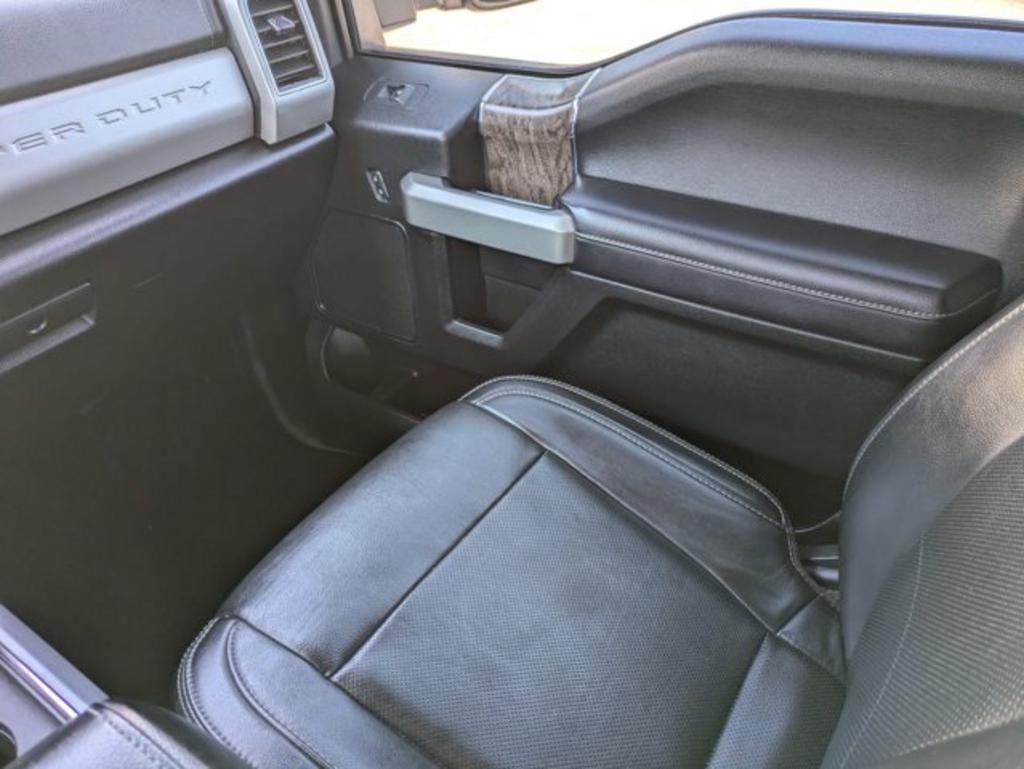 2019 Ford F-350 - $43,700