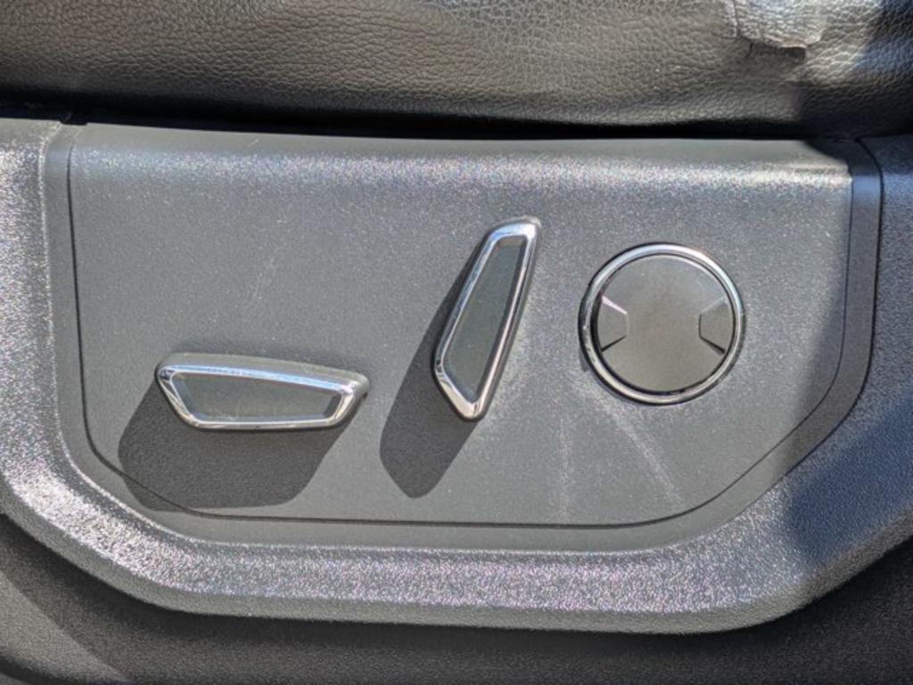 2019 Ford F-350 - $43,700