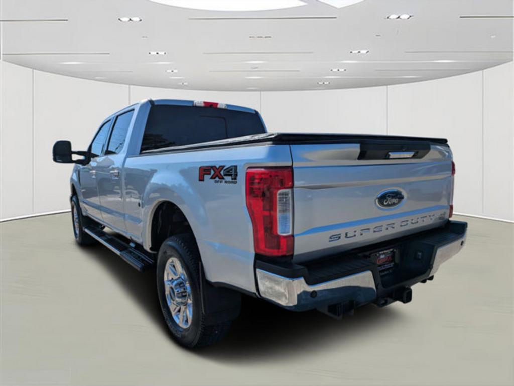 2019 Ford F-350 - $43,700