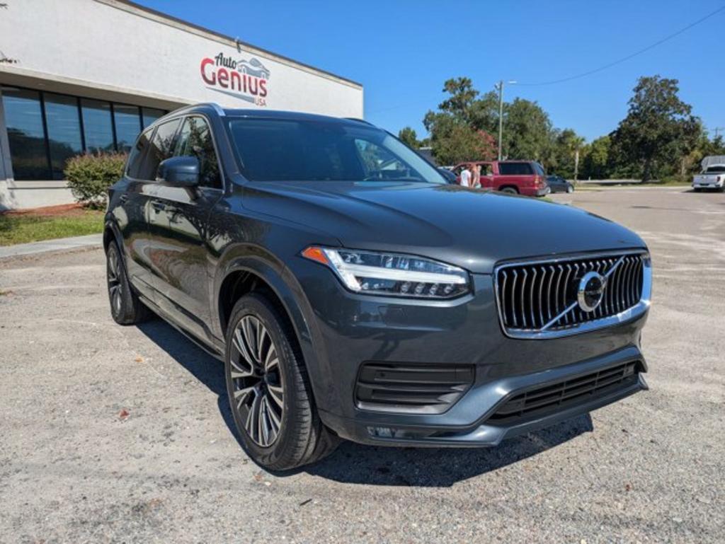 2021 Volvo XC90 - $30,900