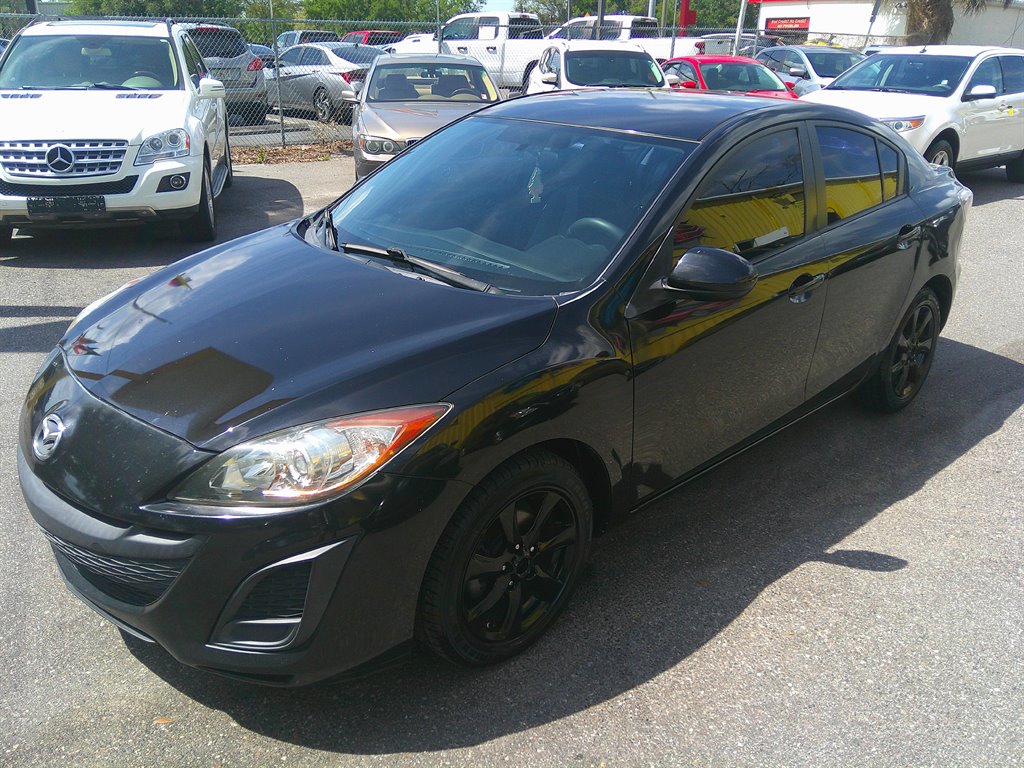2011 Mazda Mazda3 i Touring photo