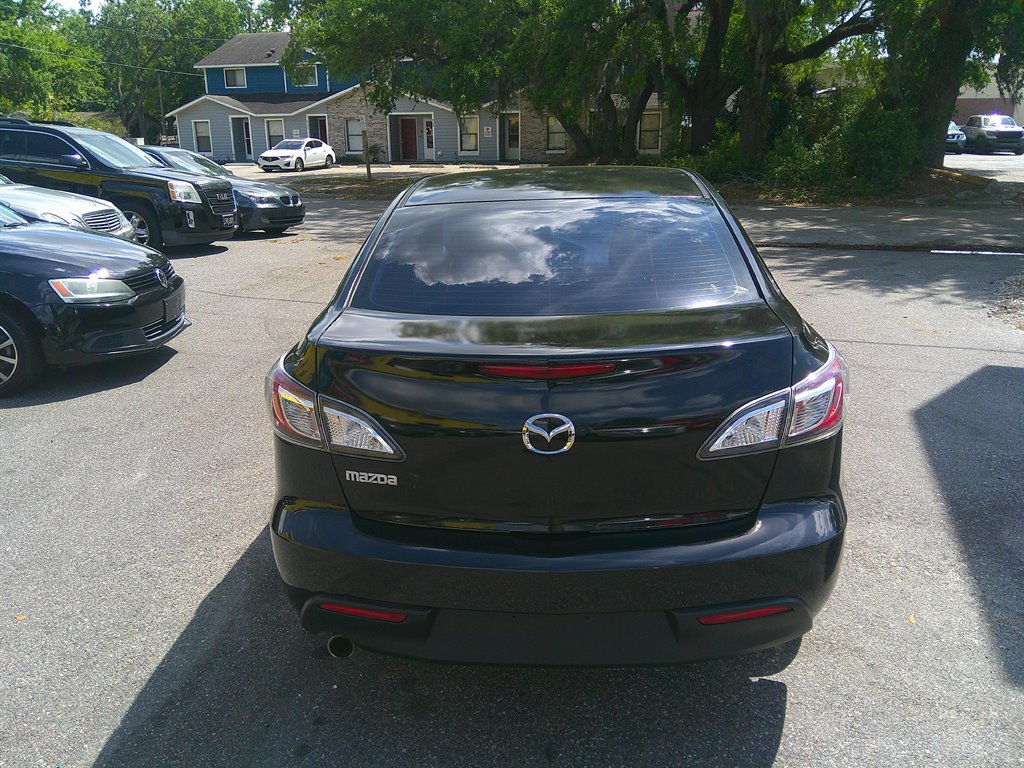 2011 Mazda Mazda3 i Touring photo