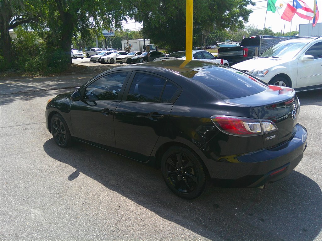 2011 Mazda Mazda3 i Touring photo