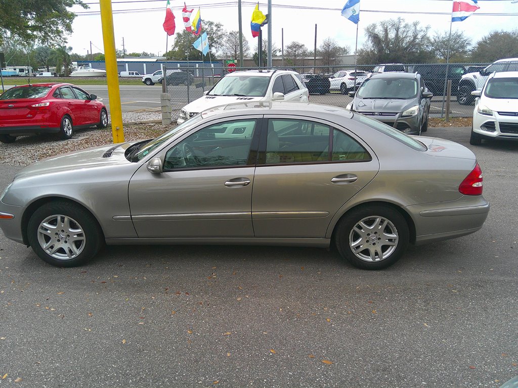 2003 Mercedes-Benz E-Class E320 photo