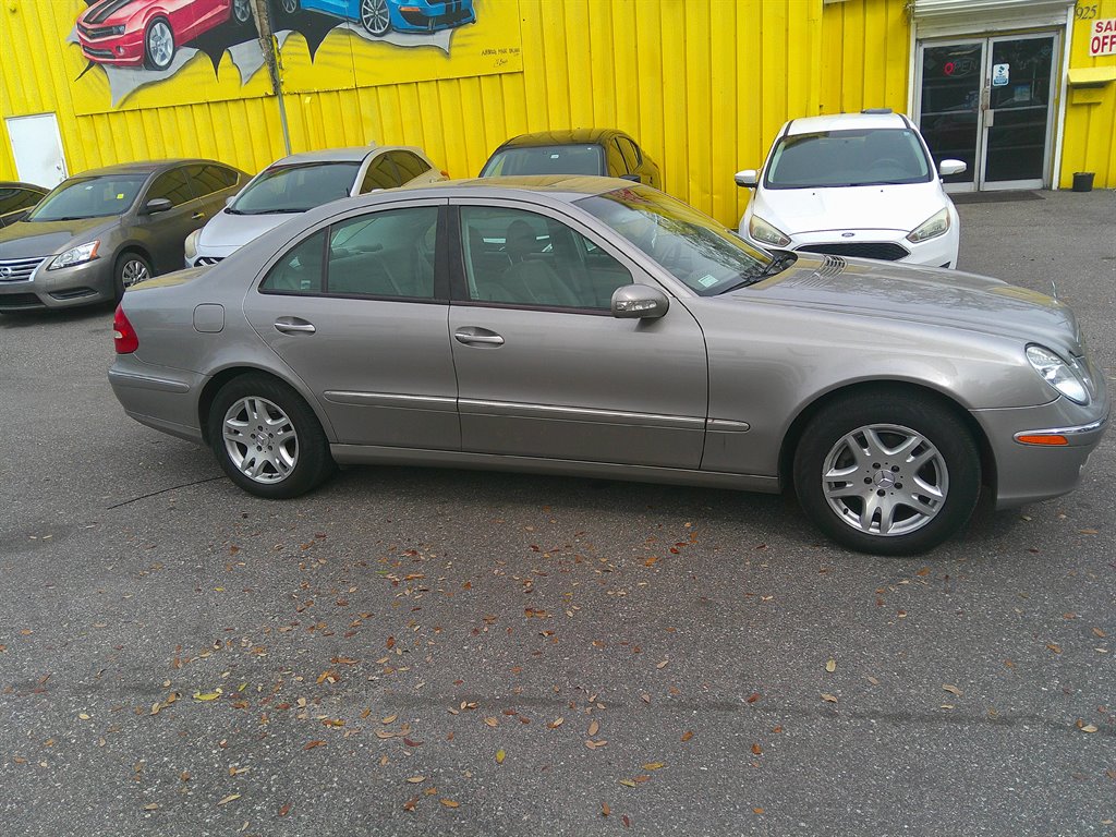 2003 Mercedes-Benz E-Class E320 photo