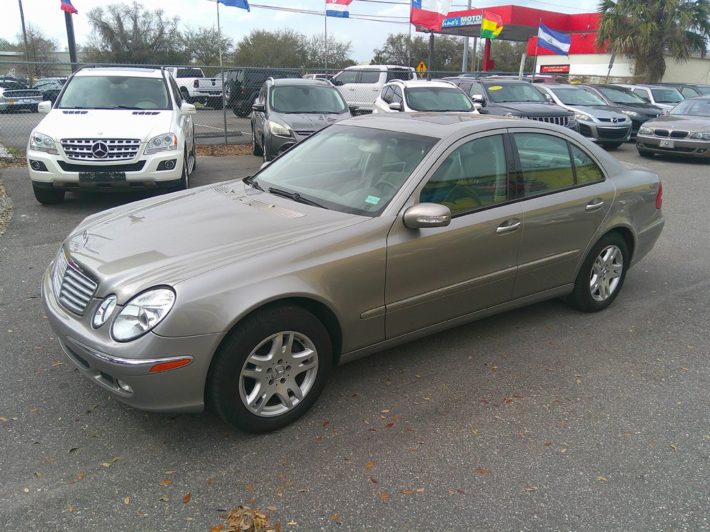 2003 Mercedes-Benz E-Class E320 photo