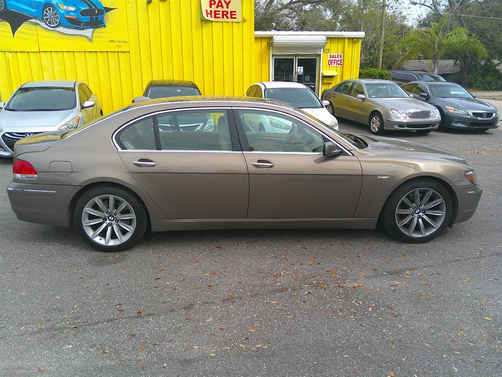 2007 BMW 7-Series 750Li photo