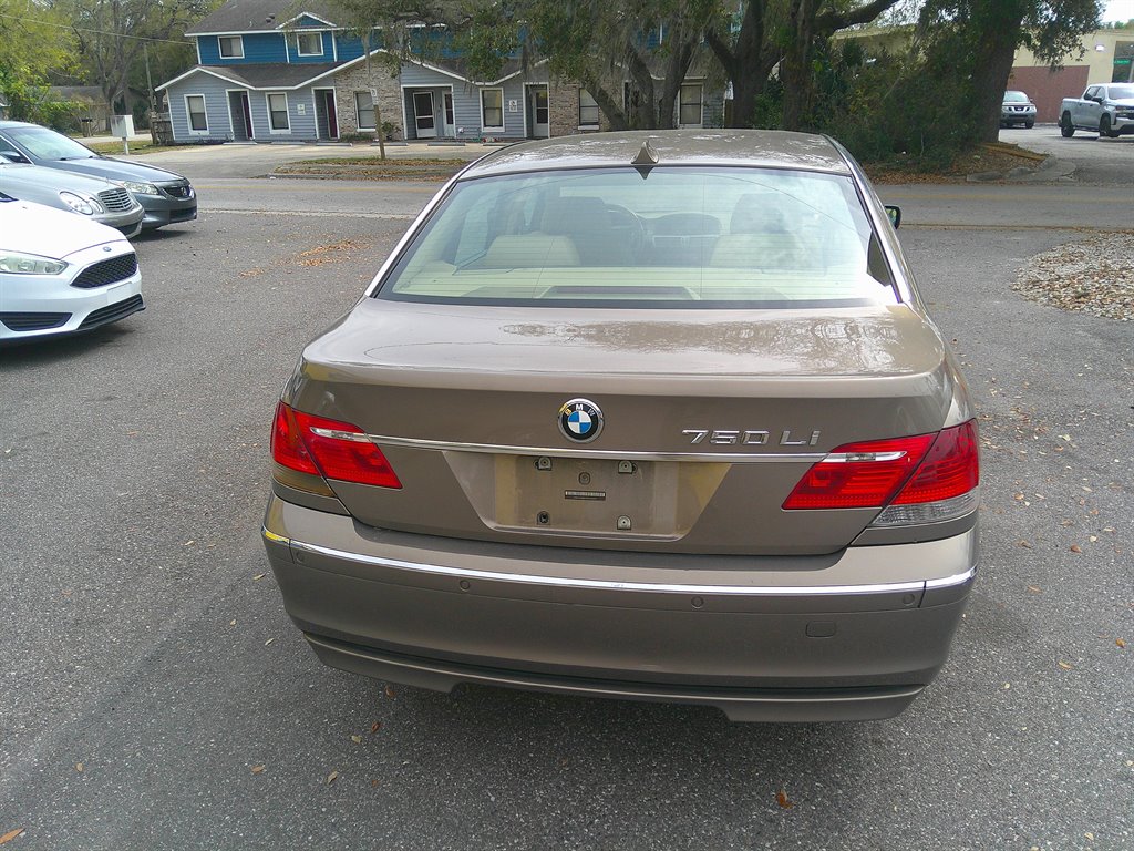 2007 BMW 7-Series 750Li photo