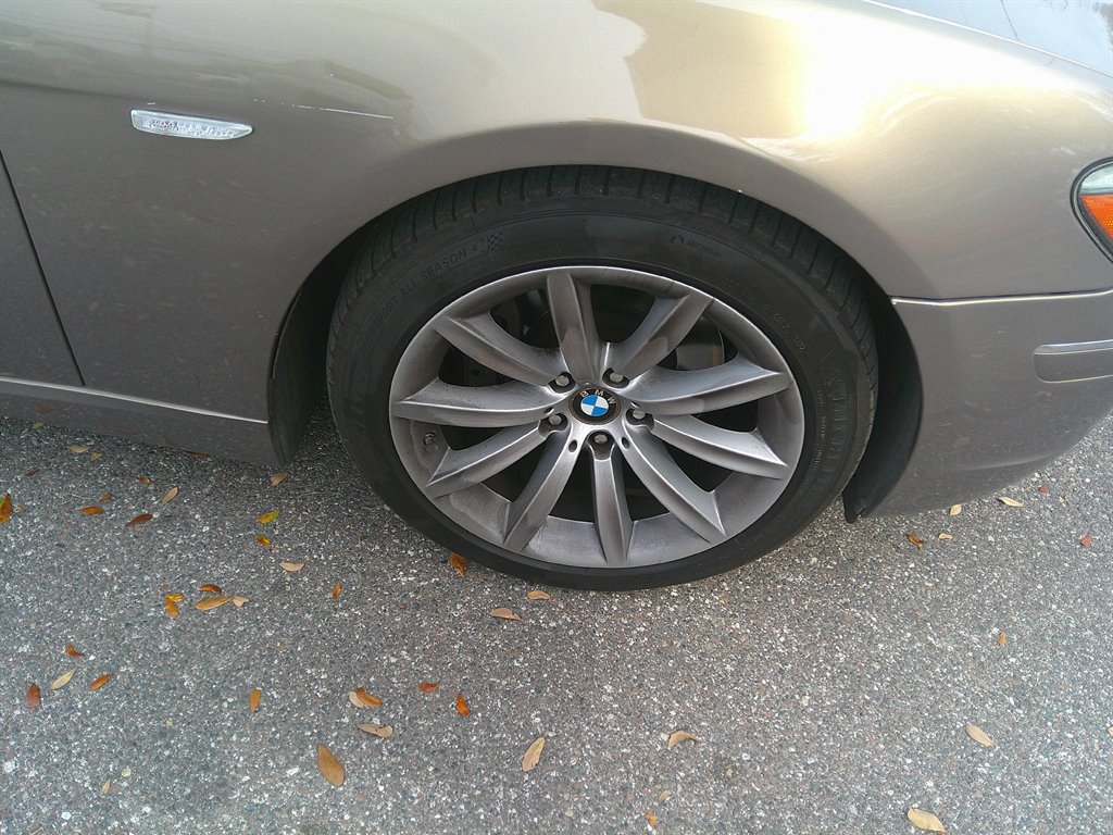 2007 BMW 7-Series 750Li photo