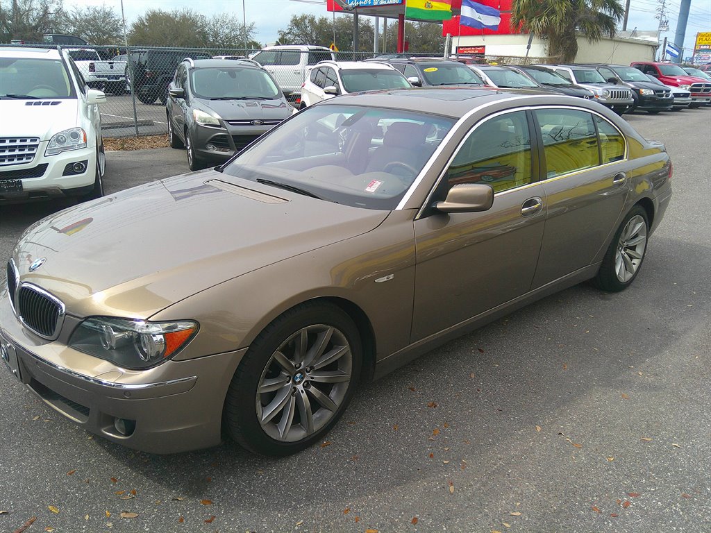 2007 BMW 7-Series 750Li photo
