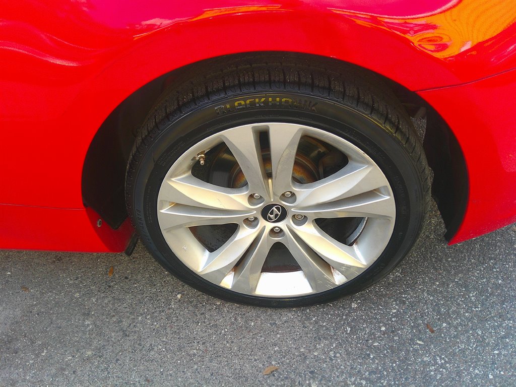 2012 Hyundai Genesis Coupe 2.0T photo