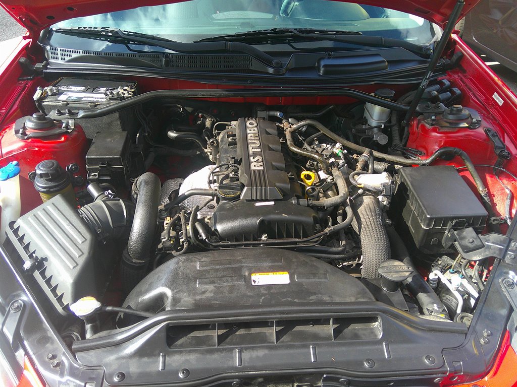 2012 Hyundai Genesis Coupe 2.0T photo