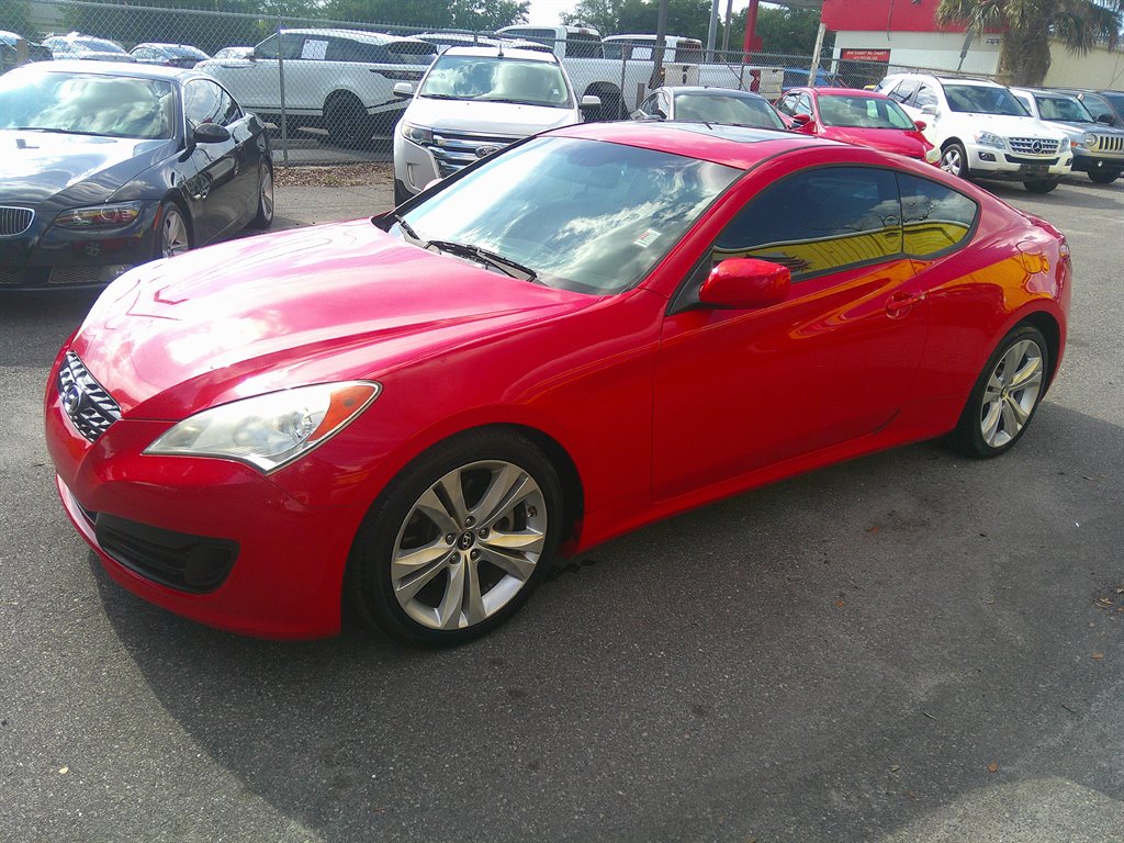 2012 Hyundai Genesis Coupe 2.0T photo