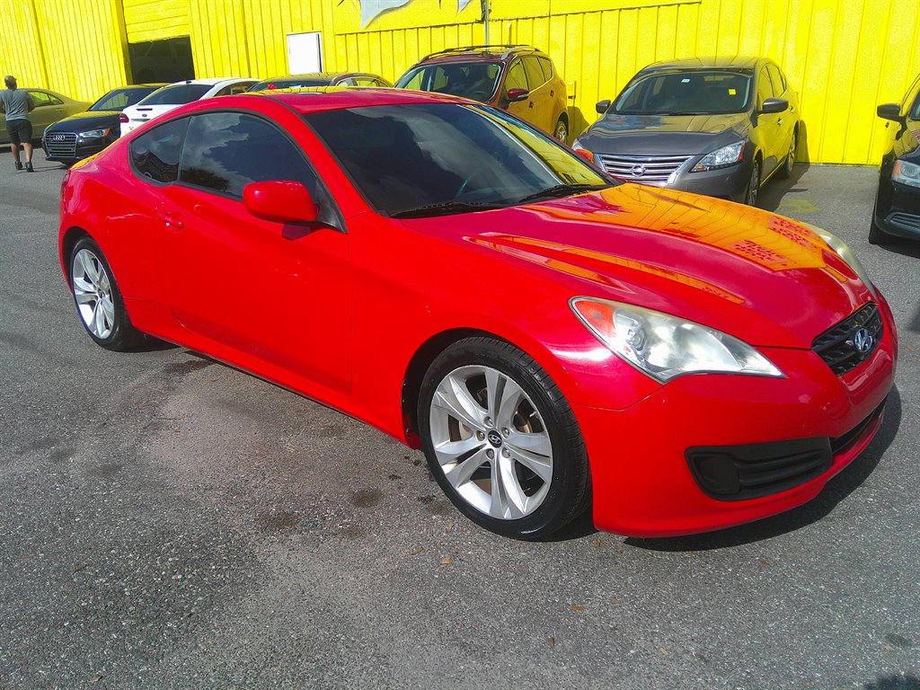 2012 Hyundai Genesis Coupe 2.0T photo