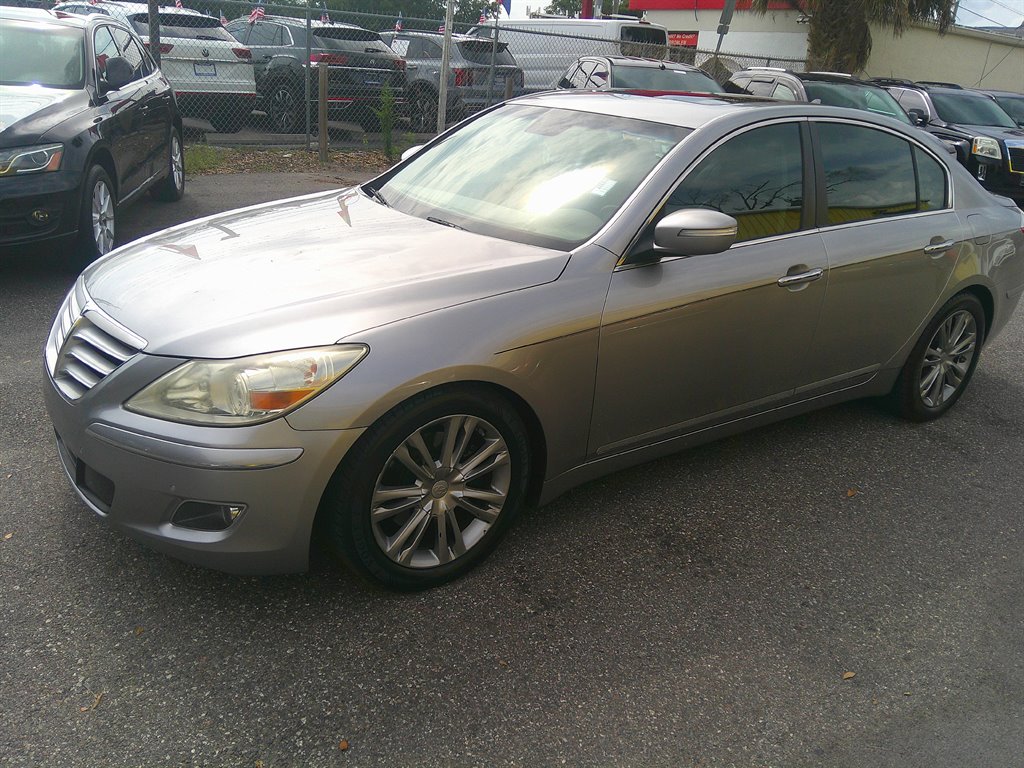 2011 Hyundai Genesis 4.6L V8 photo