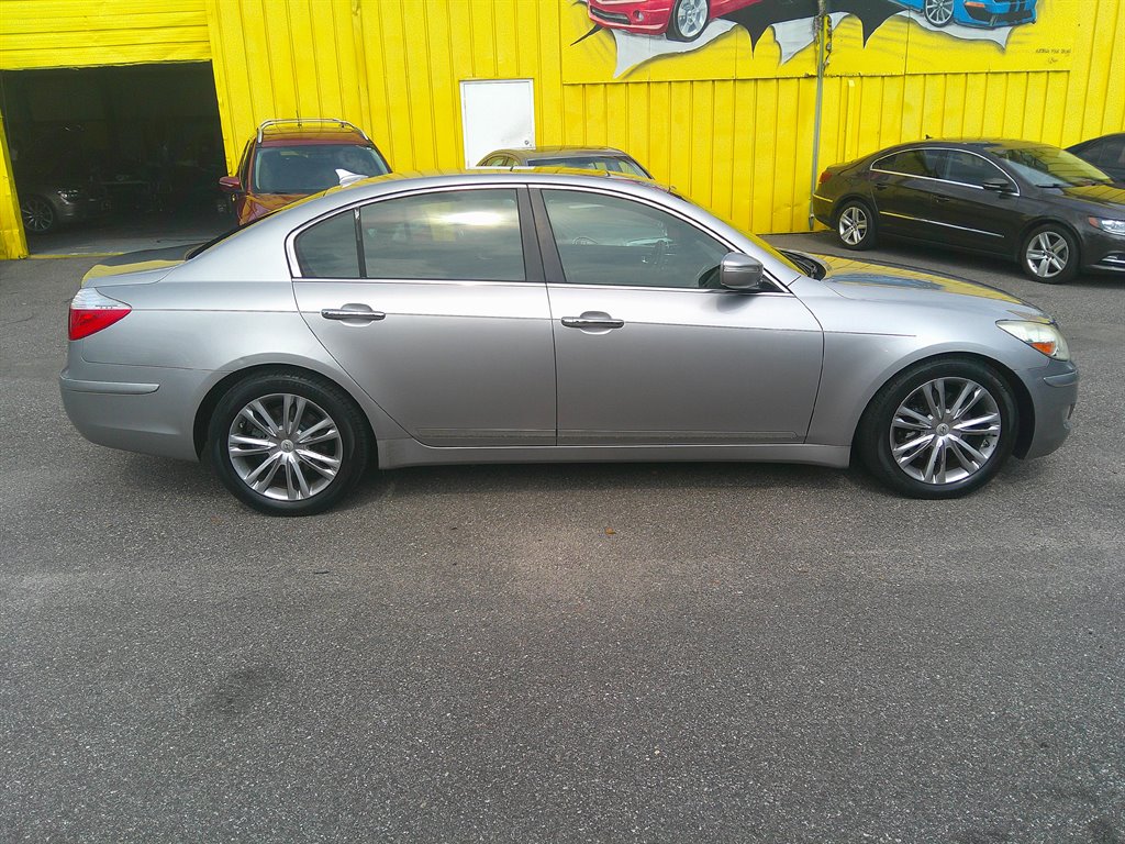 2011 Hyundai Genesis 4.6L V8 photo