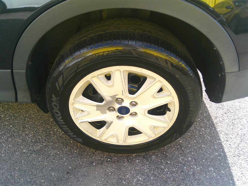 2013 Ford Edge SEL photo