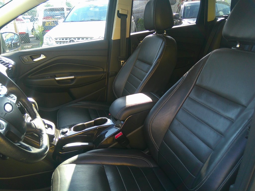 2016 Ford Escape Titanium photo