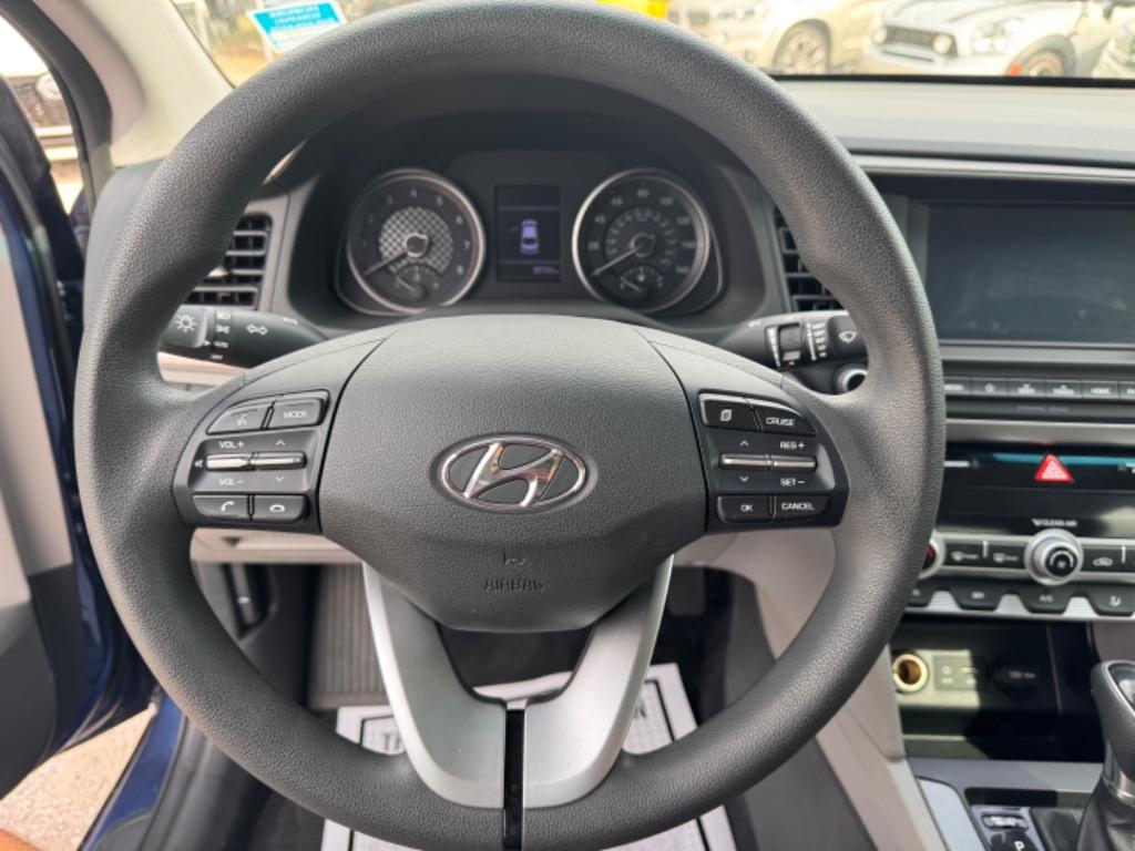 2020 Hyundai Elantra  photo