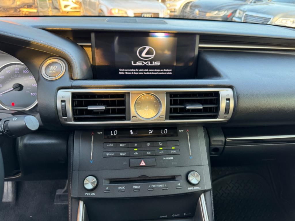 2015 Lexus IS 250 photo