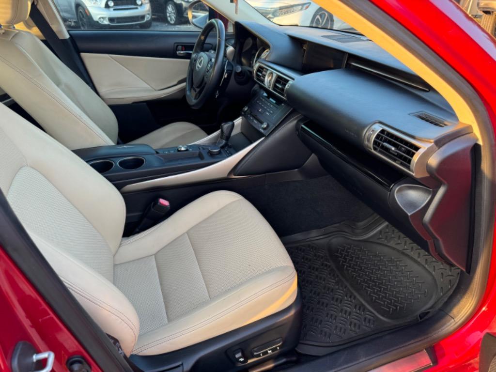 2015 Lexus IS 250 photo
