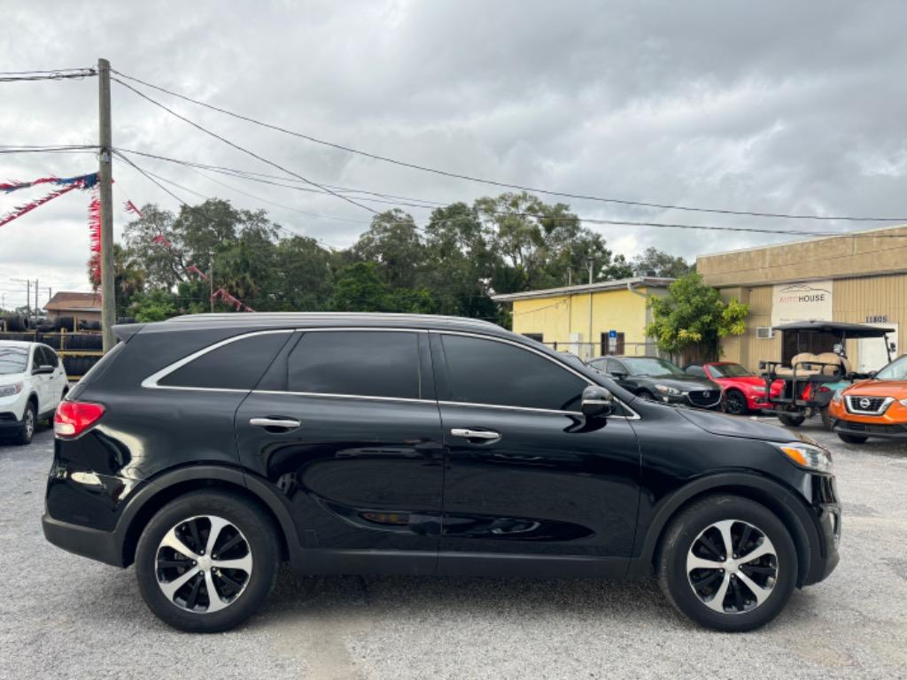 2016 Kia Sorento - $8,990