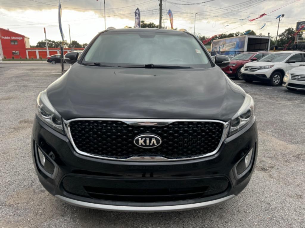 2016 Kia Sorento - $8,990
