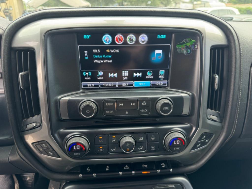 2018 Chevrolet Silverado 1500 LTZ photo