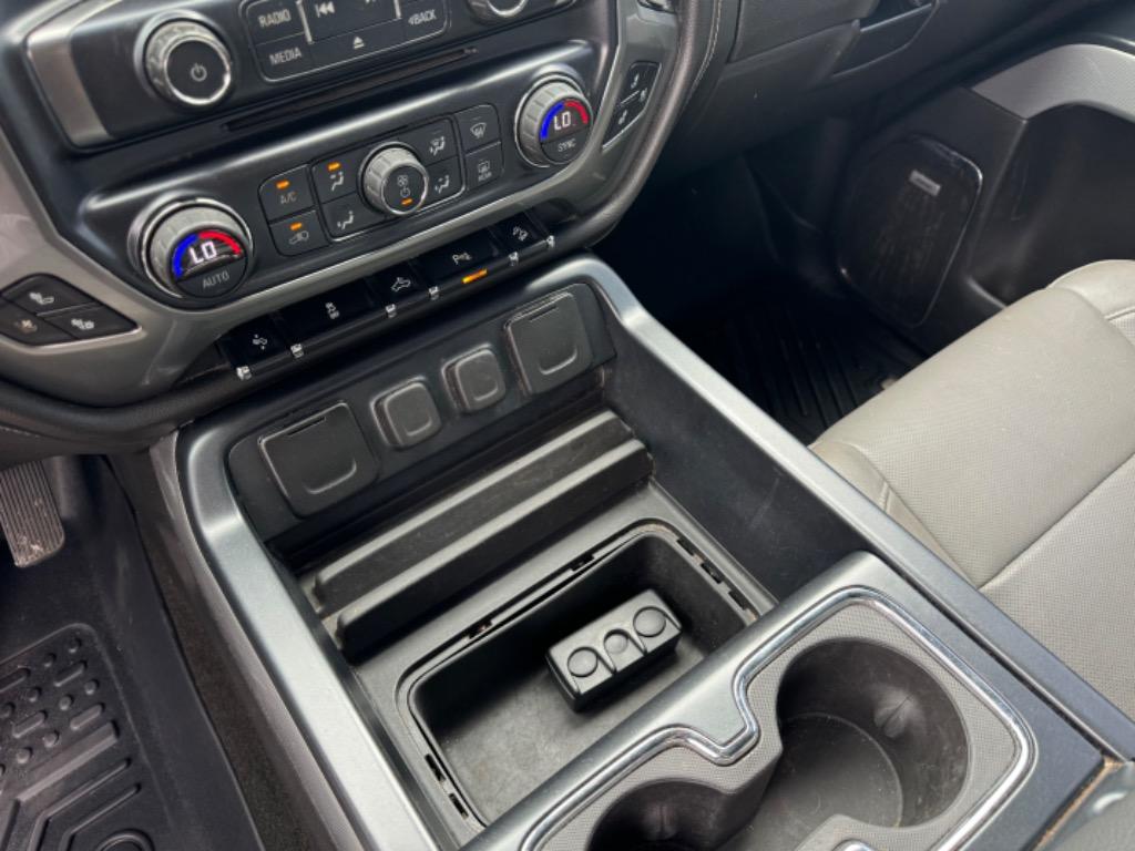 2018 Chevrolet Silverado 1500 LTZ photo
