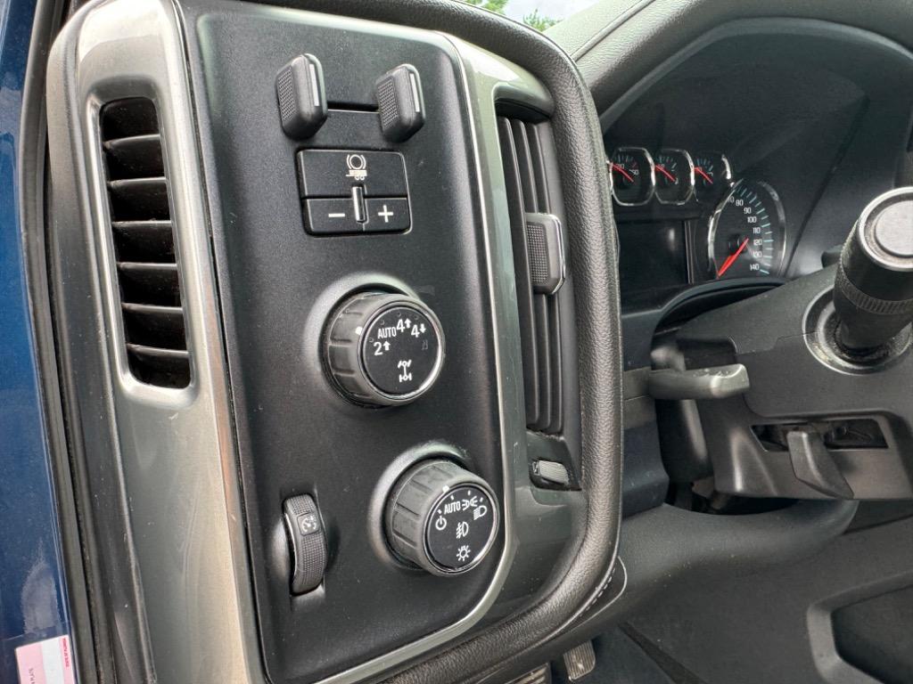 2018 Chevrolet Silverado 1500 LTZ photo