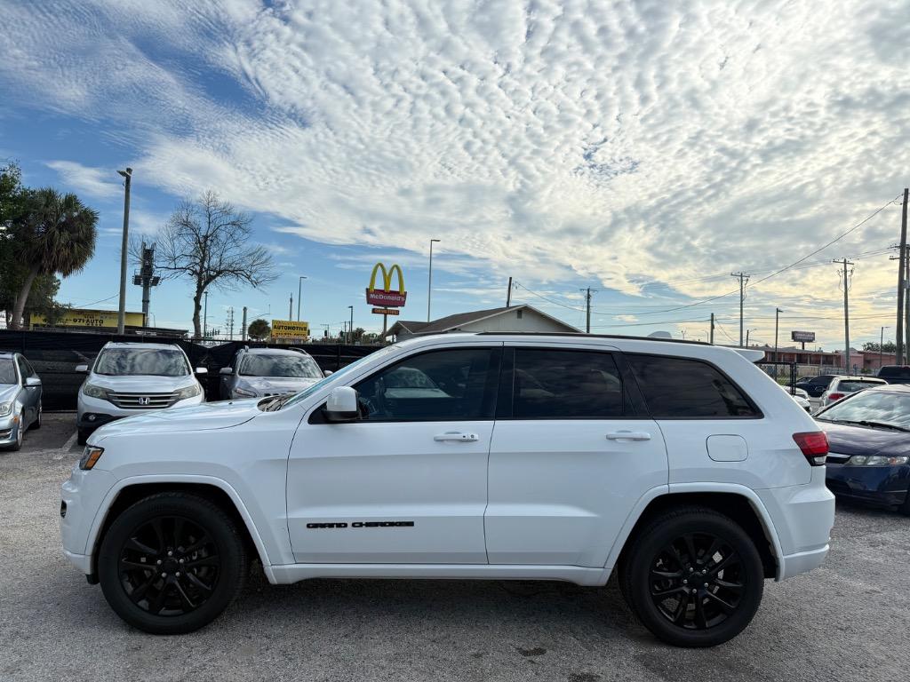 2019 Jeep Cherokee - $16,990