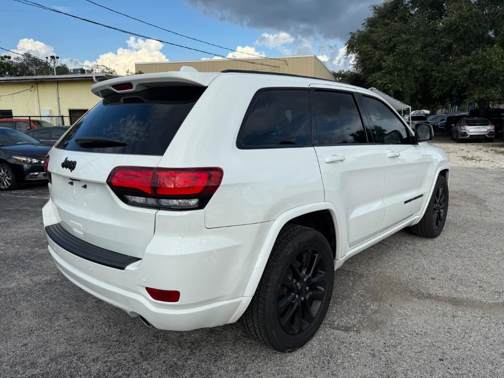 2019 Jeep Cherokee - $16,990