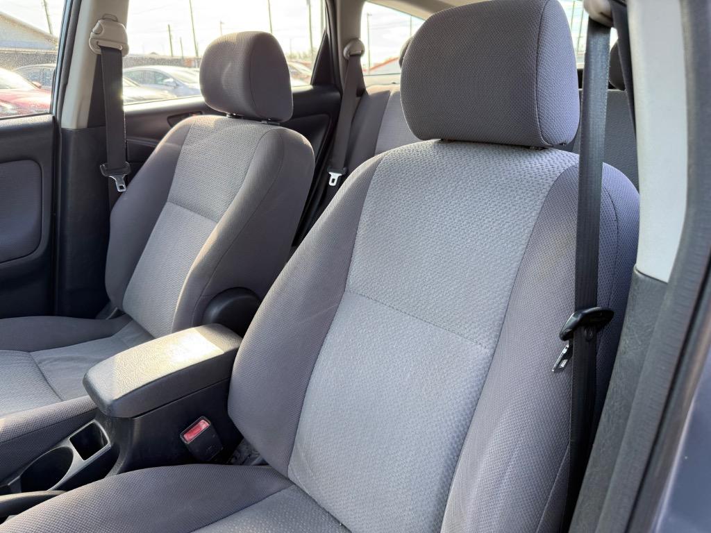2003 Toyota Matrix photo