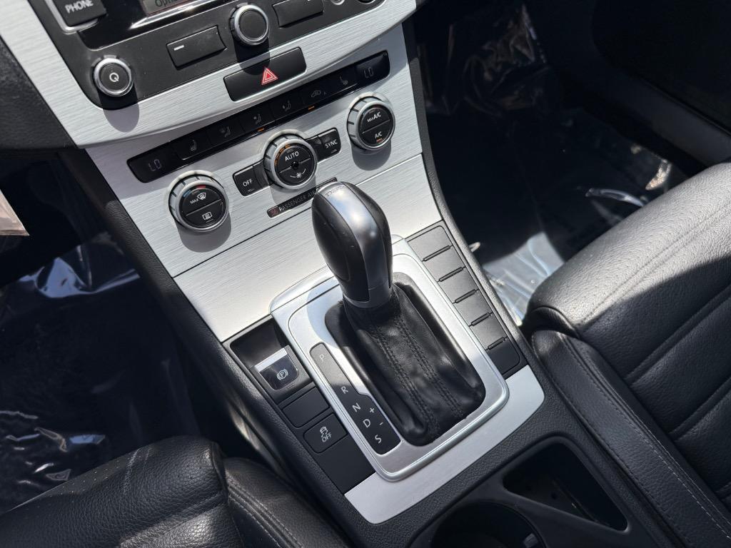 2015 Volkswagen CC Sport photo