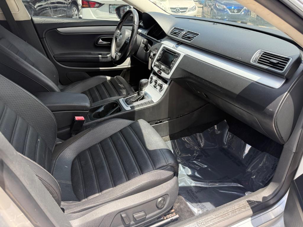 2015 Volkswagen CC Sport photo