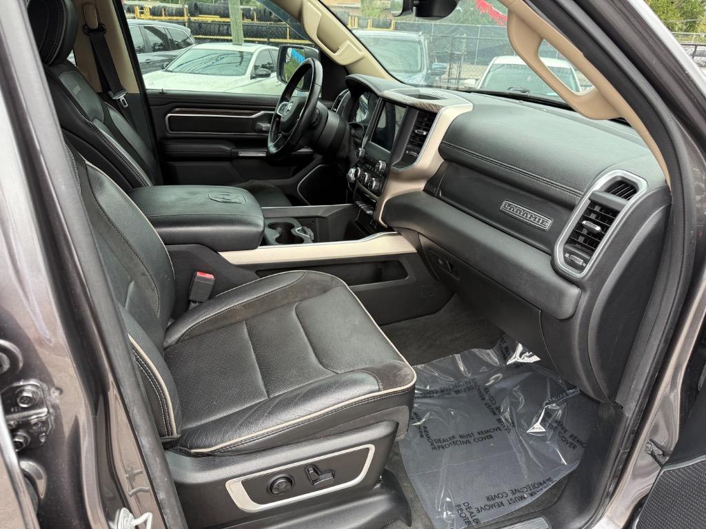 2020 RAM 1500 Laramie photo