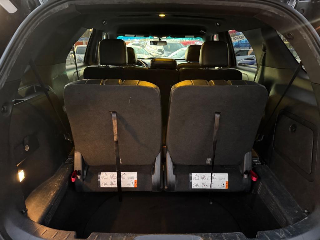 2017 Ford Explorer XLT photo