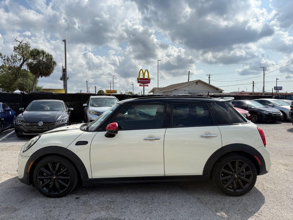 2017 MINI Cooper S photo