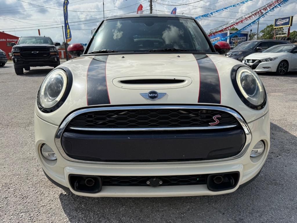 2017 MINI Cooper S photo