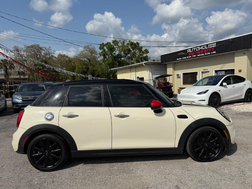 2017 MINI Cooper S photo