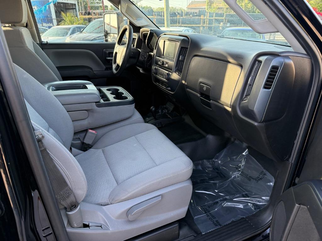 2018 Chevrolet Silverado 2500 W/T photo