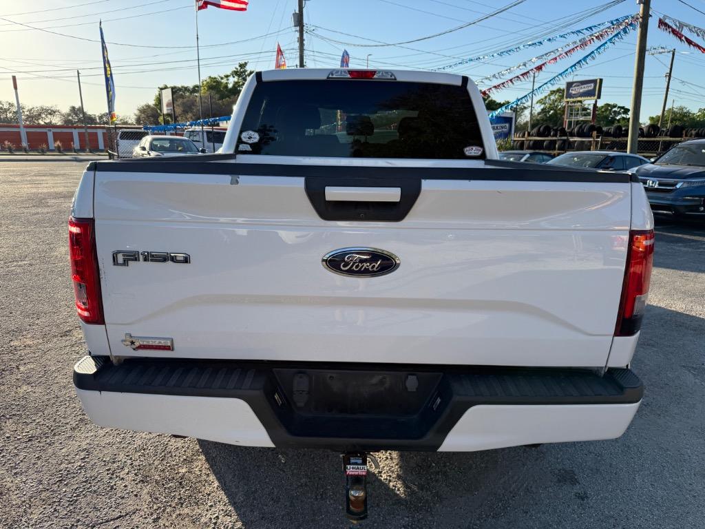 2016 Ford F150 XLT photo