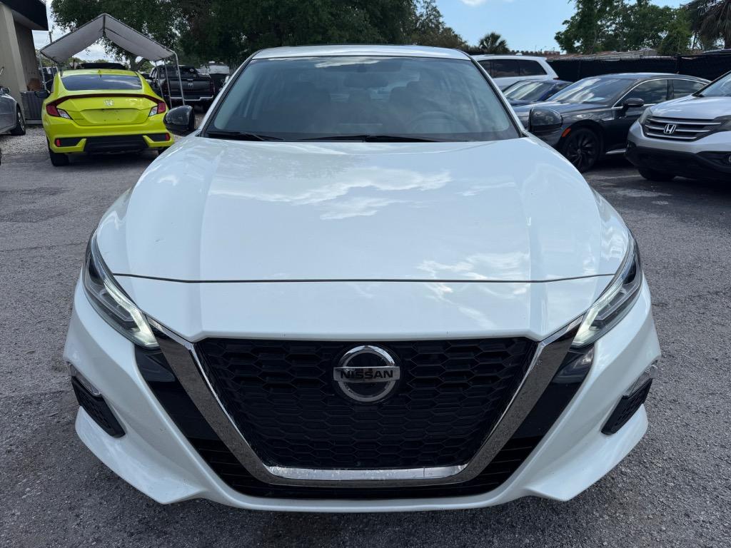 2019 Nissan Altima SR photo