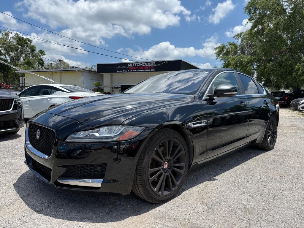 2017 Jaguar XF 20d Prestige photo