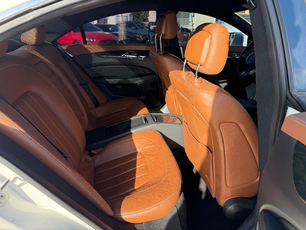 2016 Mercedes-Benz CLS-Class - $17,995