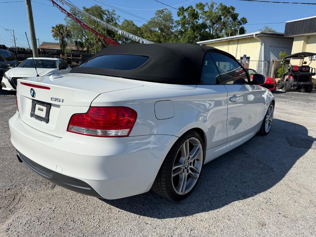 2010 BMW Legend 135i photo