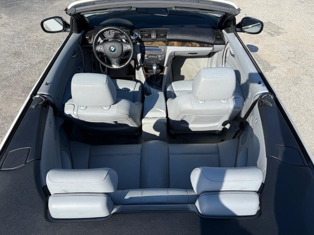 2010 BMW Legend 135i photo